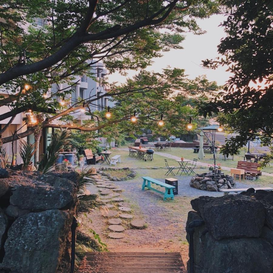 Ostello Jeju Playground Esterno foto